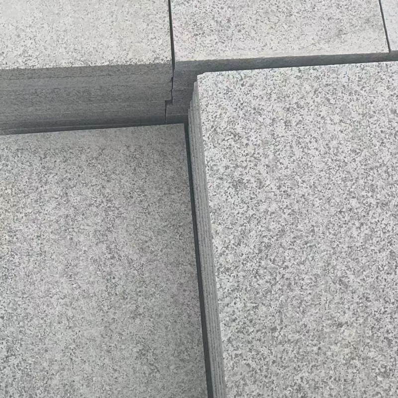信阳芝麻白地铺石石材厂家